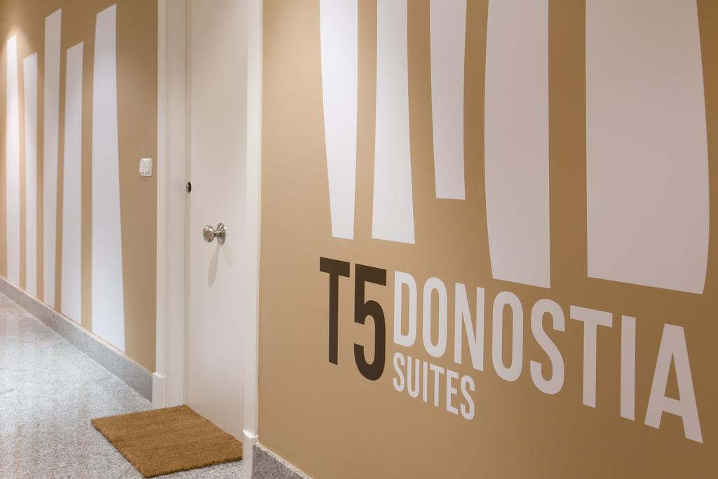 Pension T5 Donostia Suites San Sebastian Bagian luar foto